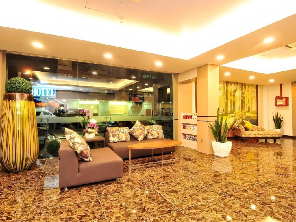 Grand Ct Hotel Malacca Exterior photo